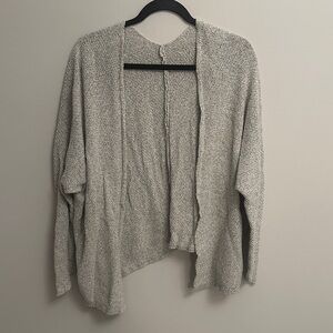 BRANDY MELVILLE Cardigan